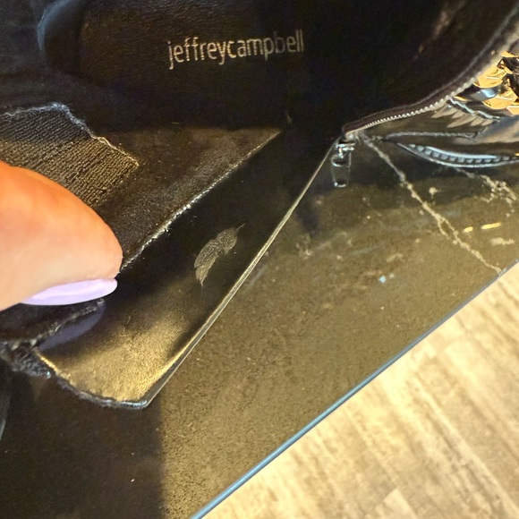 Jeffrey Campbell Leather Shiny Black and Gold Chain Boots NEW - Picture 13 of 14